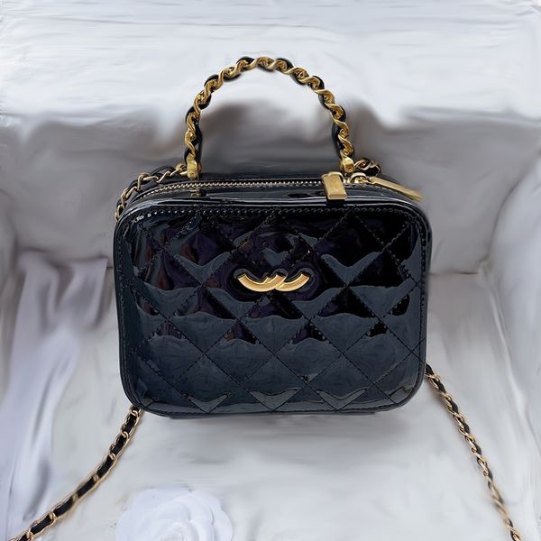 

fashion womens makeup bag box sacoche calfskin diamond gold hardware metal braided handle luxury handbag matelasse chain crossbody bag card