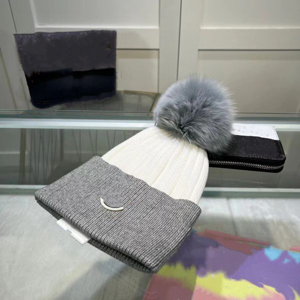 

designer brand men's and women's knitted hat fashion trend versatile hat, Blue;gray