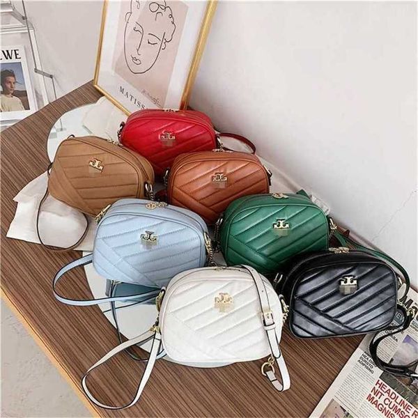 

13% off bag 2024 new launch designer handbagcamera new single shoulder sheepskin pattern small square with large capacity embroidery factory