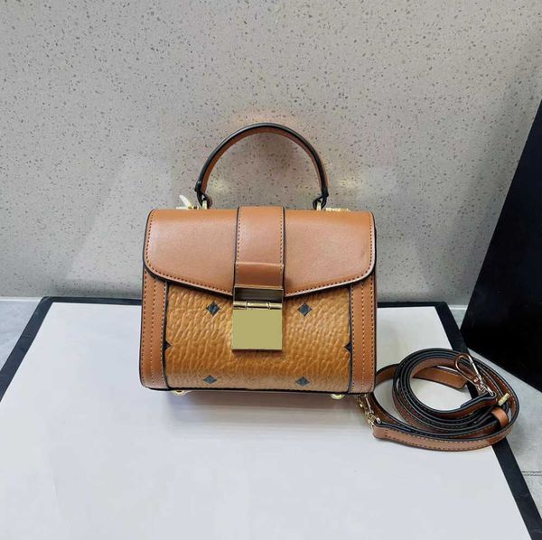 

lady latest mc envelope tote handle bag leather messenger shopping bucket makeup luxury designer clutch mens womens hangbags crossbody shoul