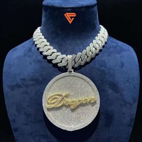 

customized sparkling shining jewelry men's necklace pendant sterling sier iced out moissanite pendant, Silver