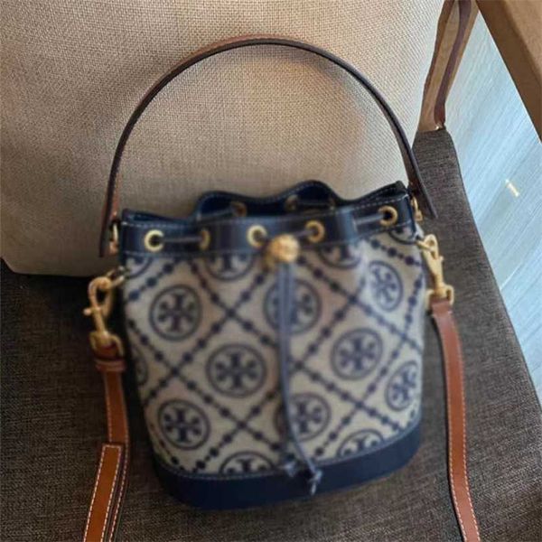 

22% off bag 2024 new launch designer handbag early launch fashion trend single crossbody for women's commuting drawstring tb aging buck