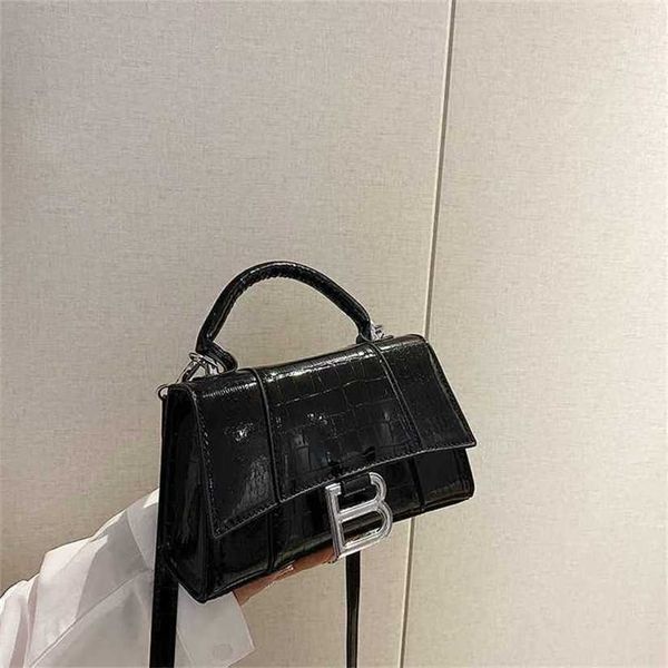 

12% off bag 2024 new launch designer handbag handheld hourglass new laser shoulder family silver diagonal straddle small live broadcast wome