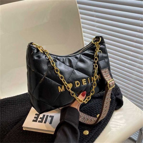 

luxury handbag bag women's new high capacity solid color simple diamond grid letter commuter versatile one shoulder crossbody 65% off s