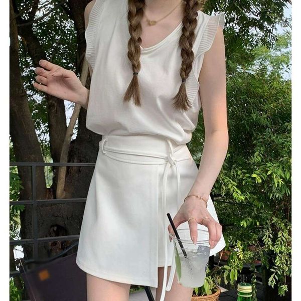 

fashionable looking french white skirt for women in summer small high waisted slim a line irregular short, Black