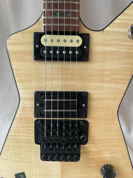 

factory custom 6strings electric guitar flame maple veneer one