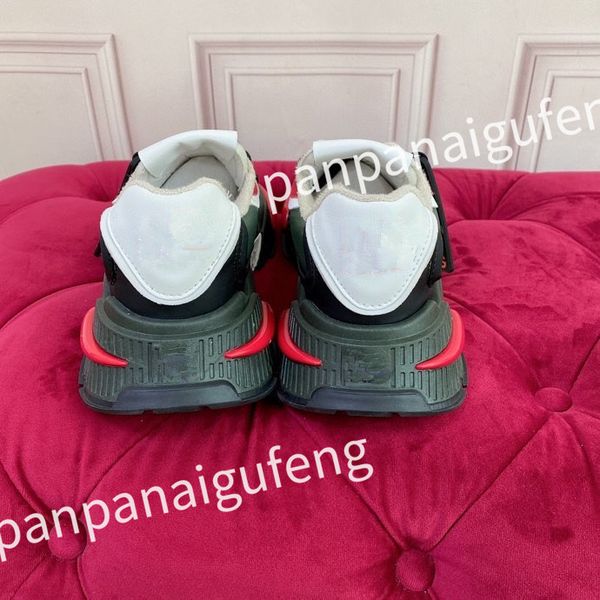 

2023 new r casual white shoes sneakers casual shoes sneakers women's flats platform shoe white black women lace up men size35-45 fd2210