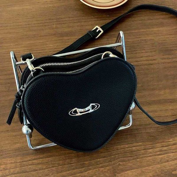 

vivi black heart-shaped bag women designer bag purse love heart bag small shoulder bags cross body purse handbag 230805