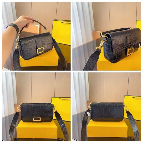 

designer baguette brand bag luxury crossbody bags for women evening bag shoulder bag handbag fashion classic solid color phone purses 230829