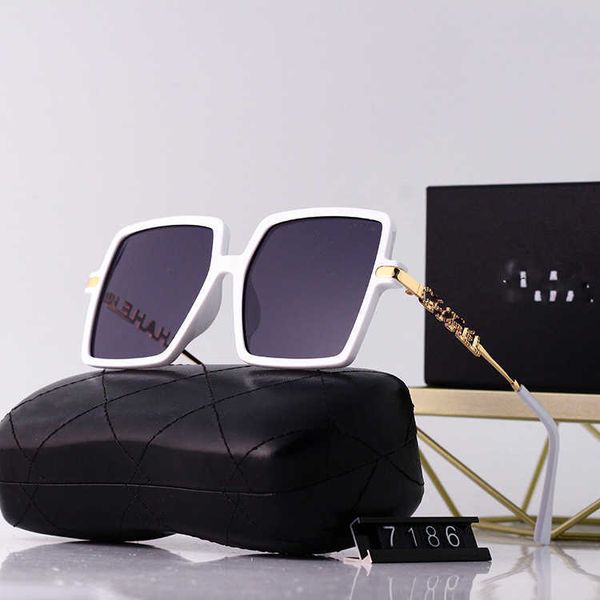 

designer sunglasses for women 2023 new large frame fashion street pgraph personality hollow out mirror legs glasses 1ns32, White;black