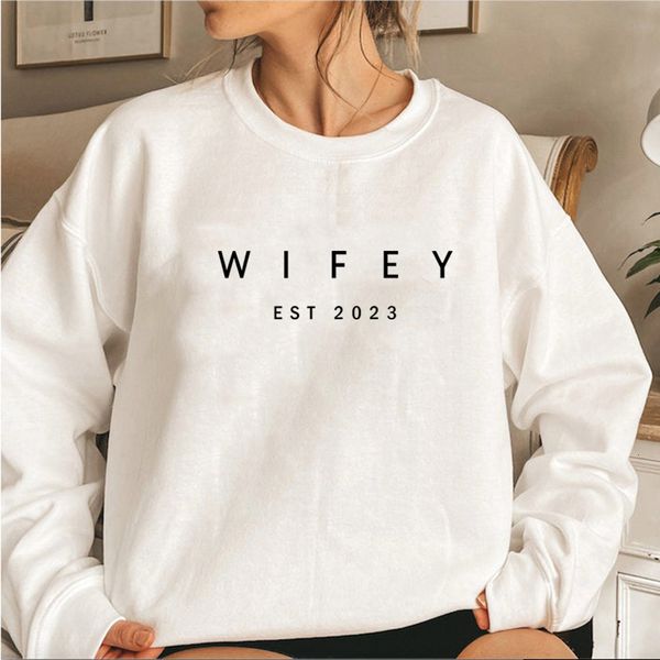 

wowifey est sweatshirt bridal shower gift engagement gift fiance sweatshirts wedding gifts women graphic hoodies pullovers 230828, Black