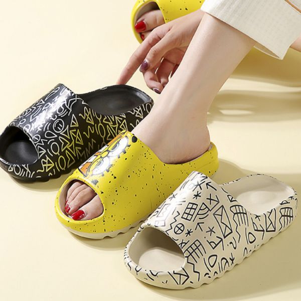 

slippers designer slides summer house thick printed graffiti men slippers women flip flops platform shoes outdoor sandals 230829, Black