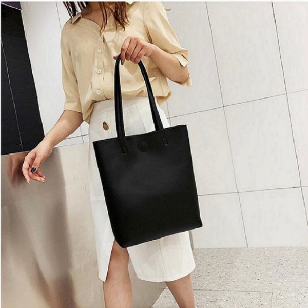 

new embossed printing designer bag fashion women chain bag crossbody bags clutch handbag hdsbghbdjgnked