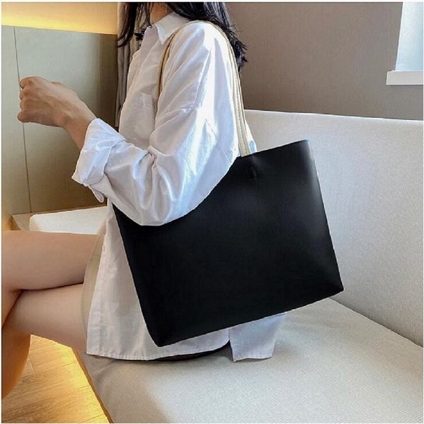 

new embossed printing designer bag fashion women chain bag crossbody bags clutch handbag dhbfhsdhvshjdvs
