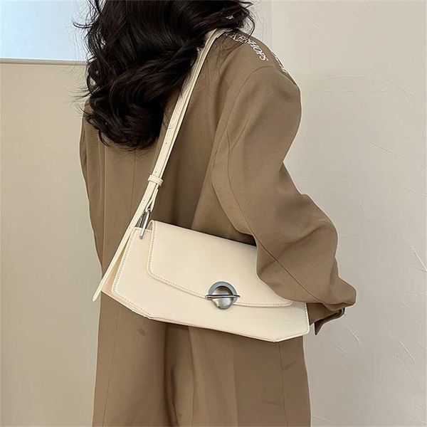 

exquisite evening bags french niche design bag for women in autumn and winter high-end versatile crossbody bag popular single shoulder under