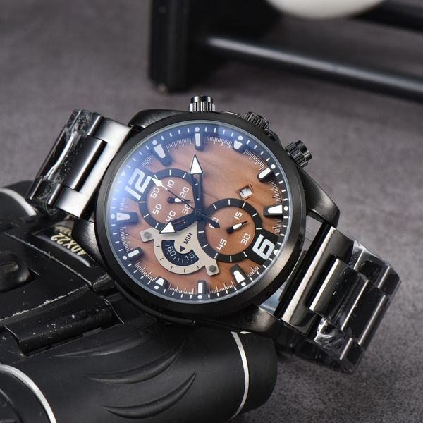 

new fashion watch mens automatic quartz movement waterproof wristwatch hour hand display metal strap simple luxury popular watch aa138, Slivery;brown