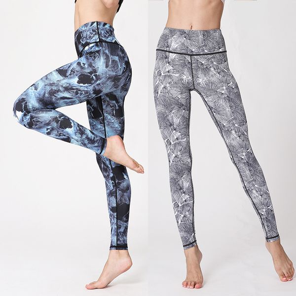 

new yoga suit for women in europe and america, mesh quick drying exercise leggings, digital printing, foot stepping yoga pants, White;red