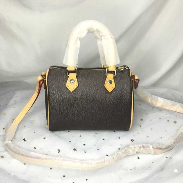 

m61252 lady luxury fashion nano speedy tote wallet classic shoulder crossbody mini pillow totes handbags purse women designer barrel-shaped
