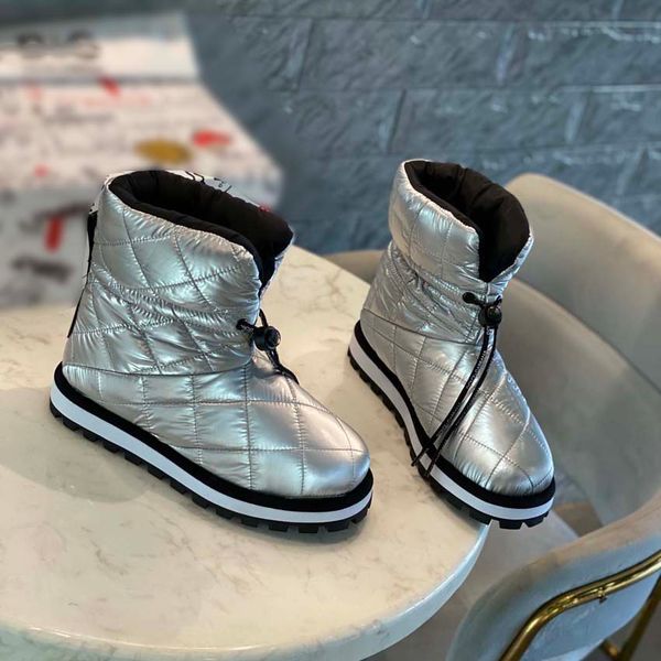 

boots, short boots, booties designer martin boots, high-end luxury fashion, must-have for warmth in autumn and winter, multi-color, fast de, Black