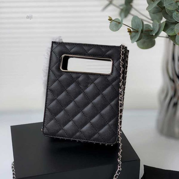 

womens classic caviar leather quilted evening bags calfskin silver metal hardware matelasse chain crossbody shoulder designer party 22ss f/w