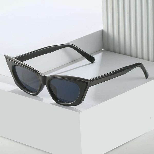 

fashion cat eye sunglasses frame personalized catwalk light party ins, White;black