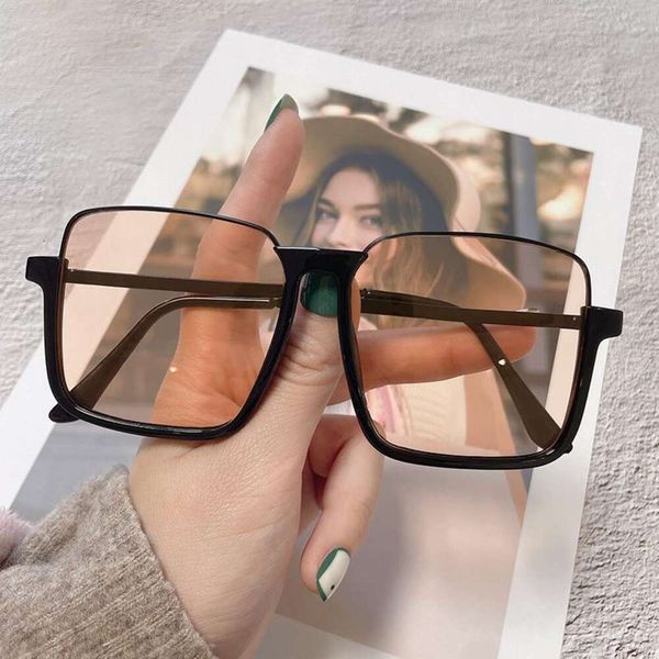 

brown sunglasses female ins big fashioned glasses, White;black