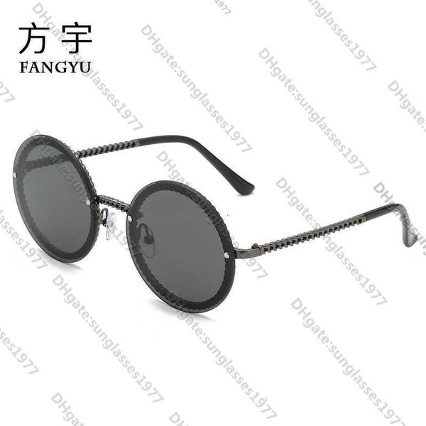 

xiangjia glasses 2019 new fashion xiaoxiangjia bag necklace net red round sunglasses style can be paired with women's{category}, White;black
