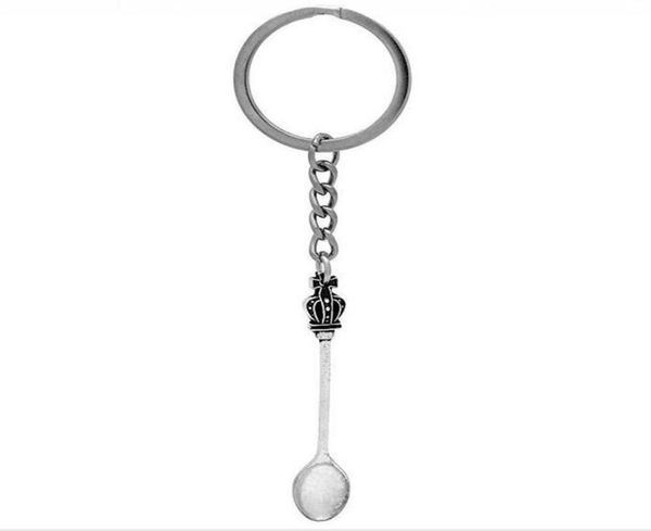 

ancient silver art ancient polished retro mini spoon snuff wonderland crown pendant key chain men women holiday gift steampunk5611328, Slivery;golden