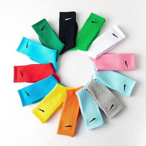 

mens socks sports socks fashion womens premium cotton classic letter breathable 100% pure cotton black and white basketball football outdoor