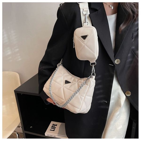 

designer shoulder tote bag crossbody woman luxury fashion nylon hobo handbag pouch purse totes cross body 3pcs set clutch bags 08301, Red;black
