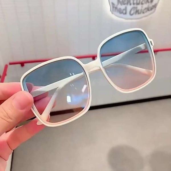 

fashion street shooting sunglasses womens rice nail high end sense square, White;black