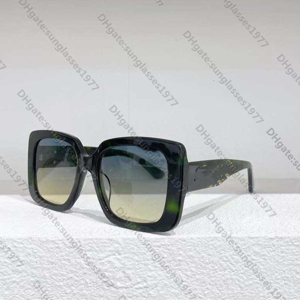 

Xiao Xiang family sunglasses 22 years' xiaoxiangjia new plate net red star same personalized large frame a87605{category}