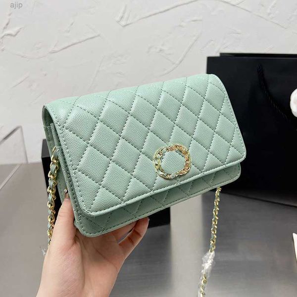 

womens caviar leather mini flap woc bags calfskin phone card holder multi pochette two-tone c gold hardware matelasse chain crossbody should