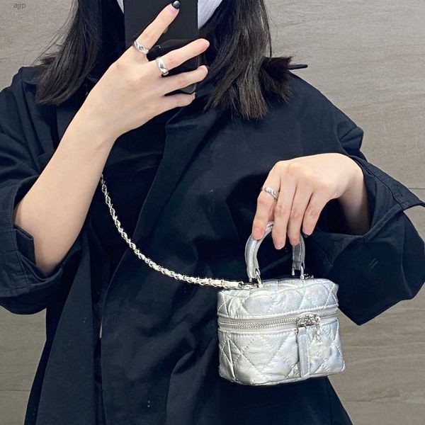 

22p summer 12cm classic mini vanity box bag black silver handle totes crossbody shoulder quilted matelasse chain cosmetic case outdoor sacoc