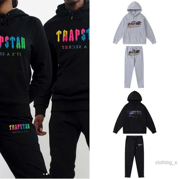 

styles trapstars hoodies towel embroidery mens designers clothing europe and american style sweatshirt designer hoodie trapstar tracksuits g, Black