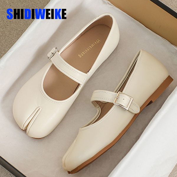 

dress shoes sdwk leather split toe flat shoes woman mary janes tabi ninja flats female cozy dress shoes ankle belt moccasins plus size 43 23, Black