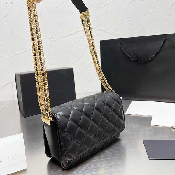 

womens classic flap mini chain bags quilted gold strap with letter crossbody shoulder purse outdoor sacoche pochette handbags 21x14cm