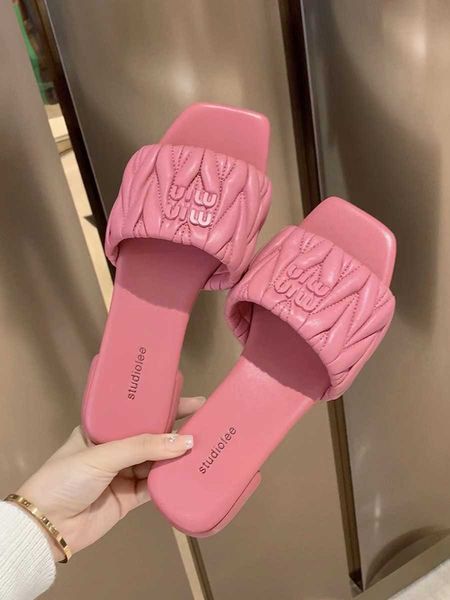 

designer slippers miui slipper fashion anti slip flat bottom slippers women outdoor slides ytmp