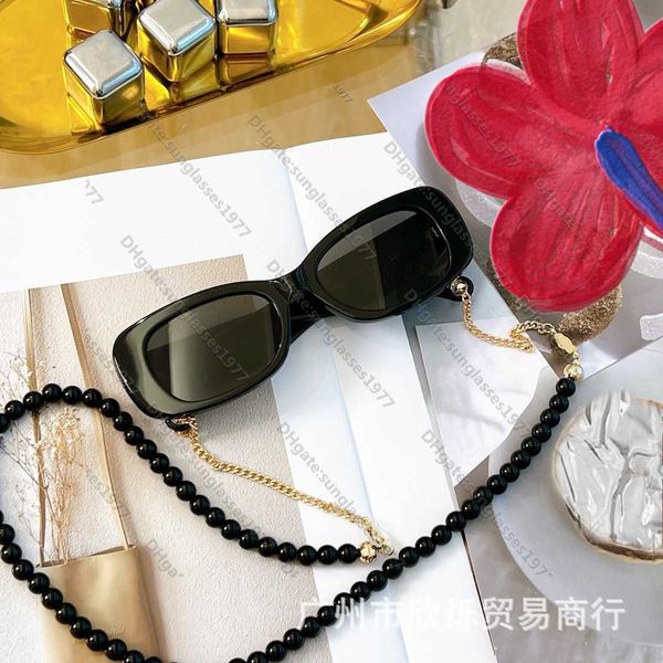 

xiangjia's new fashion sunglasses for women 5488 chen tai's same beaded chain are versatile in uv protection trend{category}, White;black