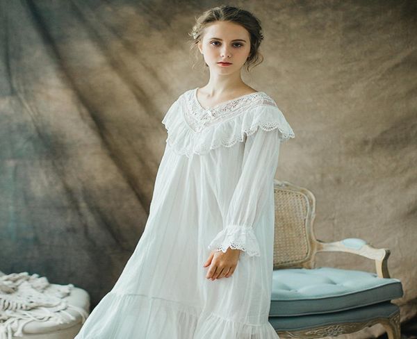 

2018 women long victorian style white cotton lace nightdresssmocks with plus size long sleeve vintage design nightgown2236505, Black;red