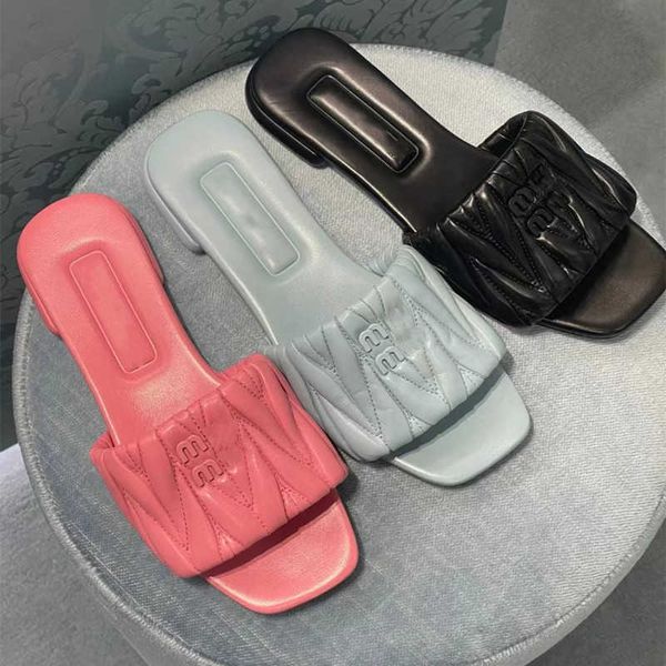 

designer slippers miui slipper sandal slippers women's flat bottom candy color foot slippers outdoor slides dynd