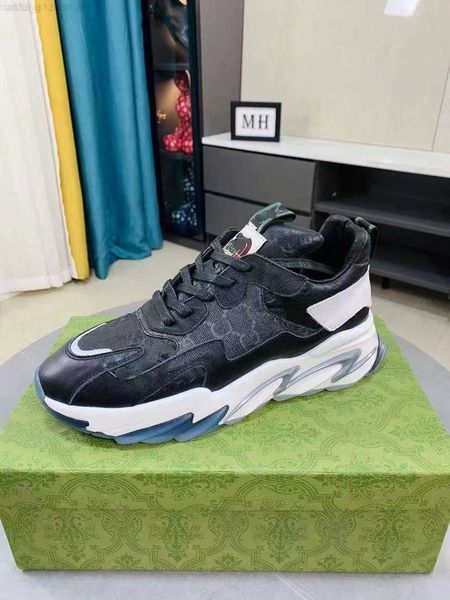 

dhgate r sneakers rhyton casual shoes leather thick soled mens women dad sneaker vintage chaussures lace-up increase platform leisure flat s, Black