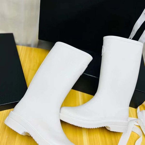 

women's designer boots rain rubber winter rain boots thick sole ankle sleeves half pink black green outdoor luxury5