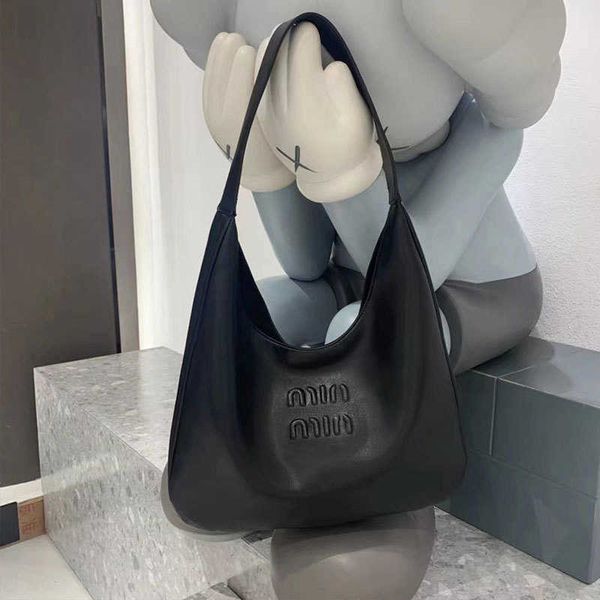 

outdoor tote large capacity bag women casual design tote bag shoulder underarm bag trendy tote for traveling miui bag fszh