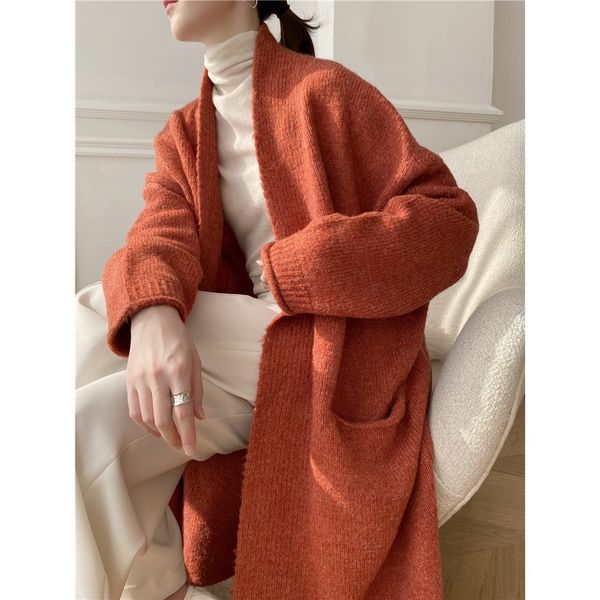 

women's sweaters european famous desisgn luxury knitted cardigan sweaters vintage cape overcoats with double pockets 230831, White;black