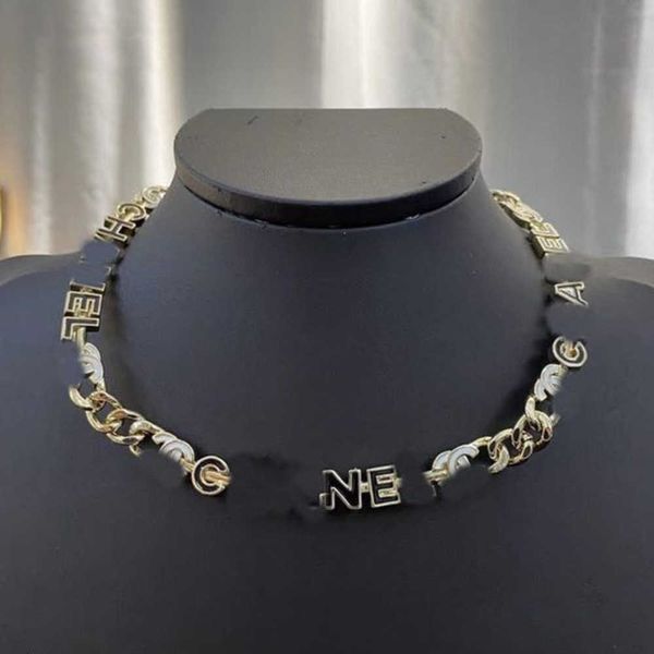 

classics fashion luxury necklaces pendant brand ch designers men women cuban link chain pendants necklace choker curb diamonds clasp lock 18, Golden;silver