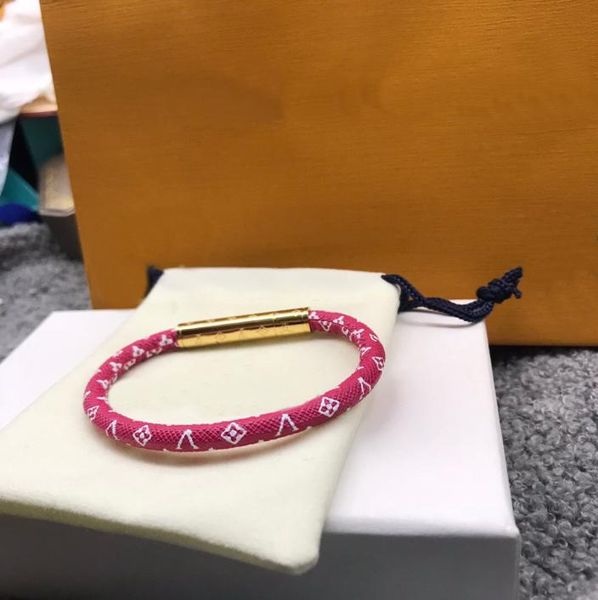 

europe america fashion style men lady women pink round print flower design engraved v letter metal hardware leather bracelet bangl8012665, Black