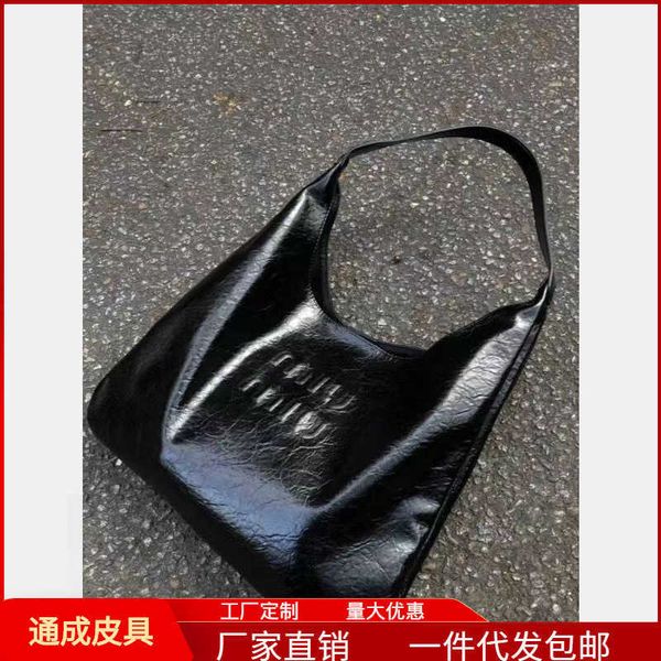 

outdoor tote soft leather tote bag women's black high capacity casual shoulder bag crossbody bag tote for traveling miui bag u78o