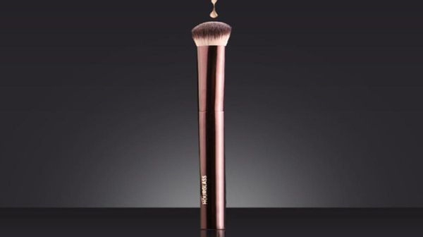 

new vanish seamless finish concealer makeup brush metal handle soft bristles angled large conceal cosmetics brush beauty tool8628108