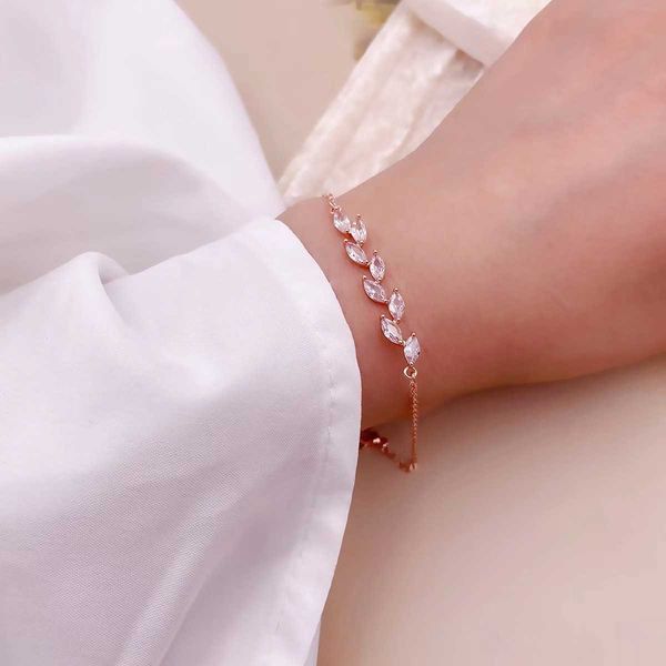 

leaf bride bracelet women's korean edition ins style design sen series advanced zircon bracelet women, Golden;silver